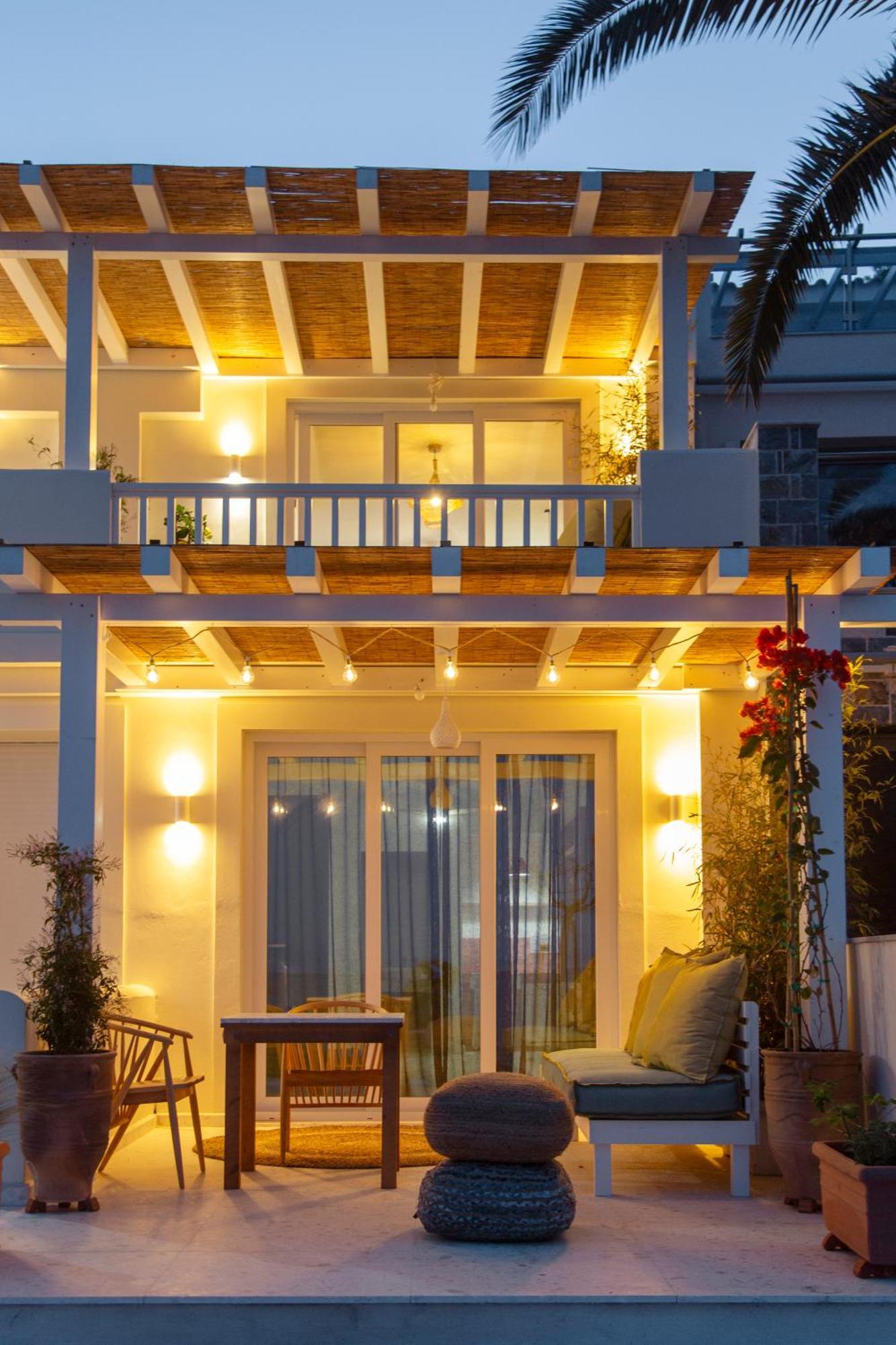 Aegean Stories Pelagos Suites Avlakia エクステリア 写真